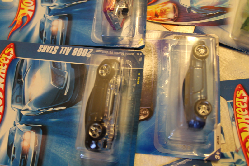 Illustration for article titled Enormous Die-Cast Collection - Box 10 - 2008 HW